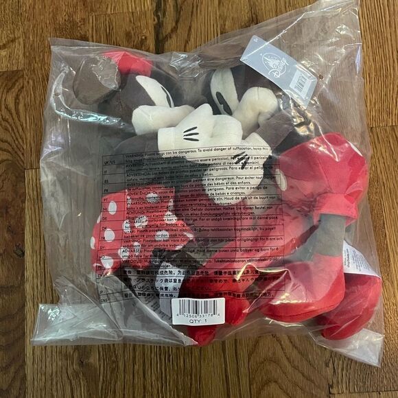 Disney Mickey & Minnie Valentines plush figures NWT - Picture 4 of 4